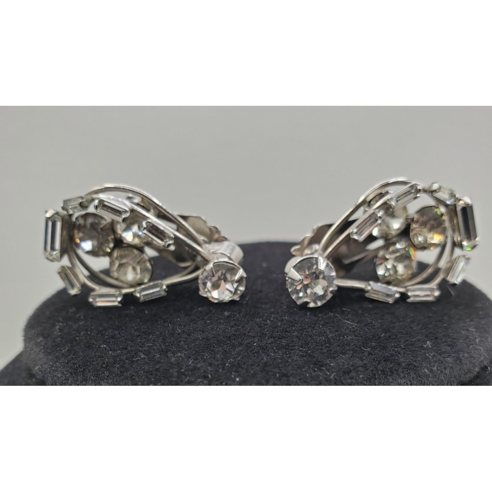 Vtg Signed Hattie Carnegie Silvertone Baguette and Round Stone Clip Earrings